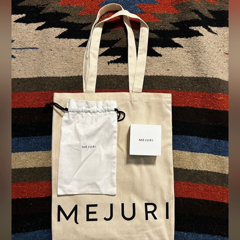 Mejuri Set